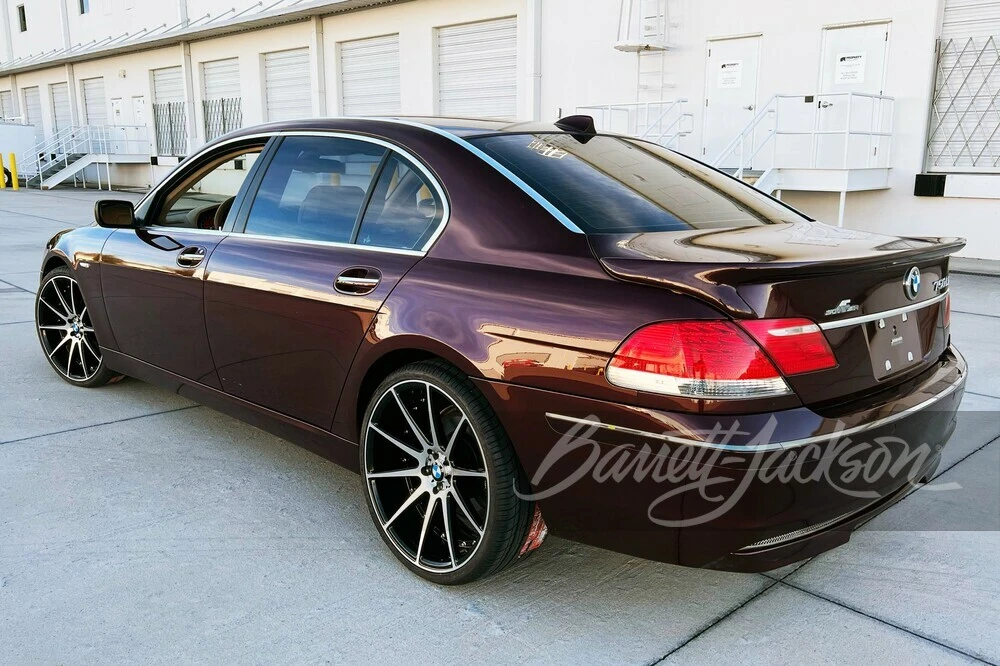 2007 BMW E65/E66 750i & 760i Sedan - Image 8 of 9