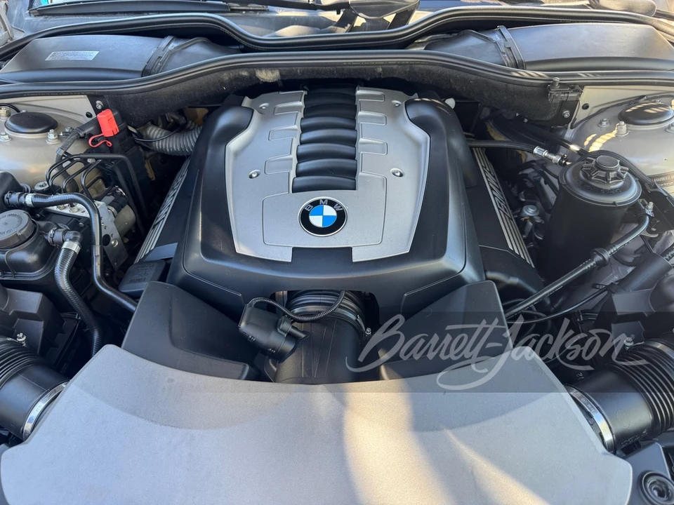 2007 BMW E65/E66 750i & 760i Sedan - Image 3 of 19