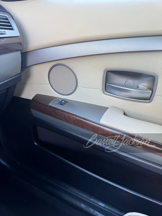 2007 BMW E65/E66 750i & 760i Sedan - Image 13 of 19