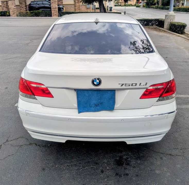 2007 BMW E65/E66 750i & 760i Sedan - Image 3 of 22