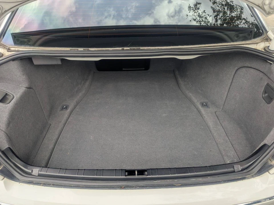 2007 BMW E65/E66 750i & 760i Sedan - Image 10 of 22