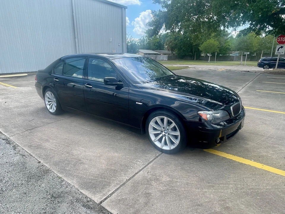 2007 BMW E65/E66 750i & 760i Sedan - Image 19 of 31