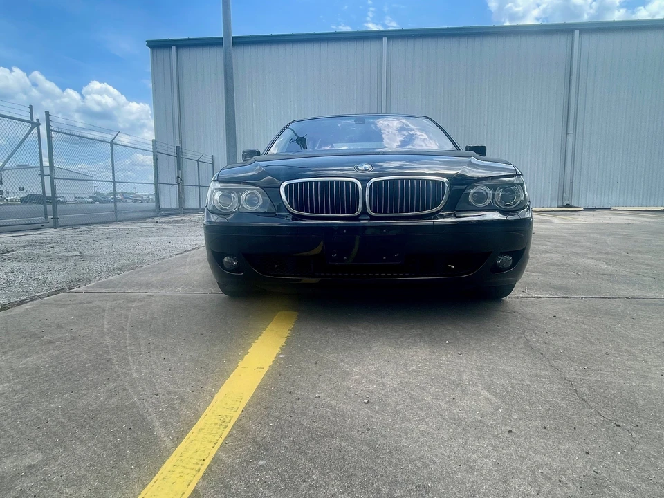 2007 BMW E65/E66 750i & 760i Sedan - Image 26 of 31