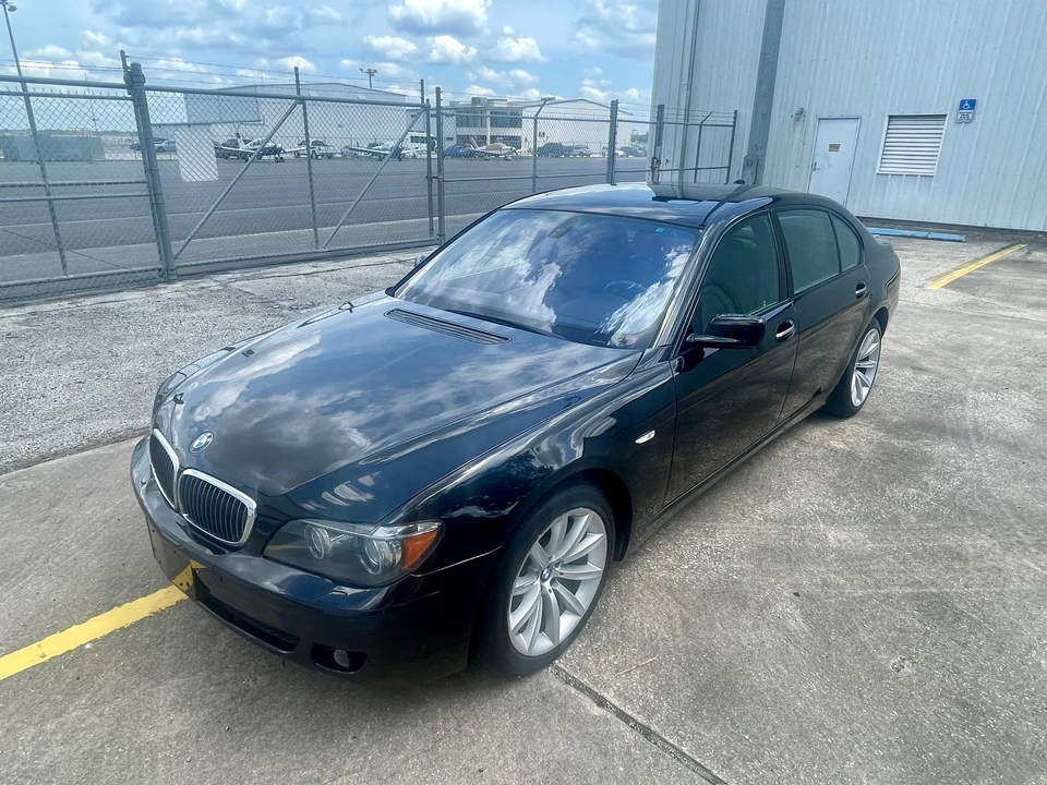 2007 BMW E65/E66 750i & 760i Sedan - Image 4 of 31
