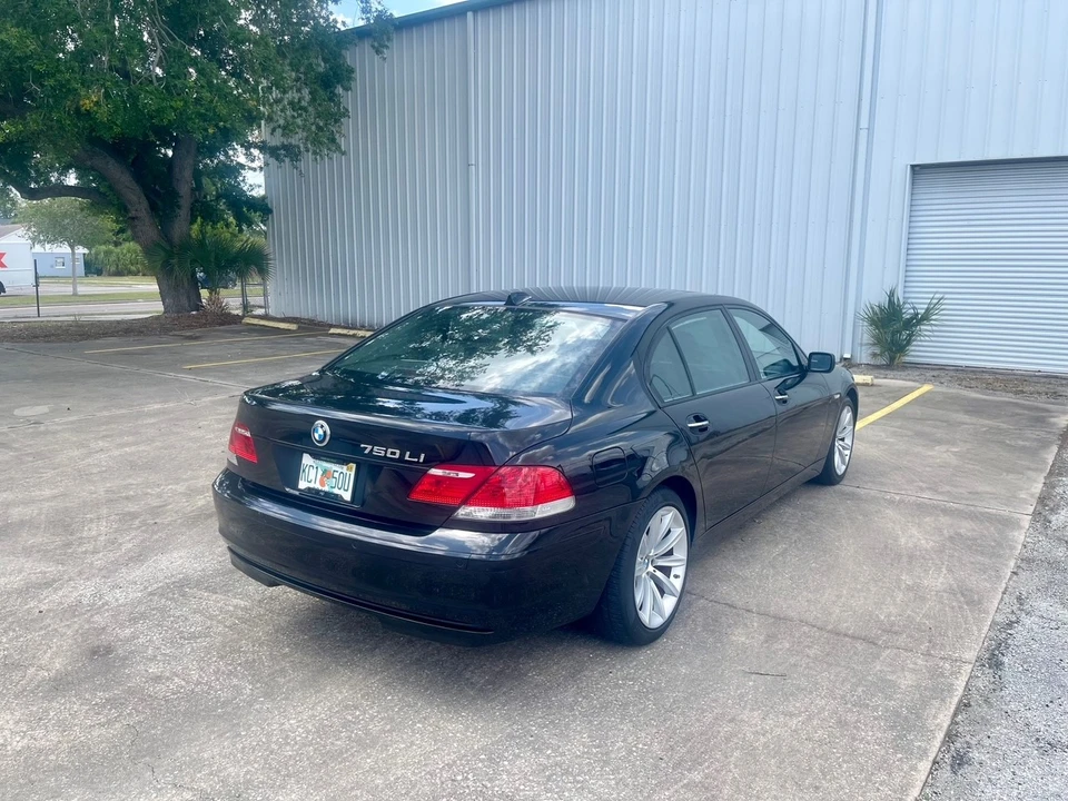 2007 BMW E65/E66 750i & 760i Sedan - Image 13 of 31