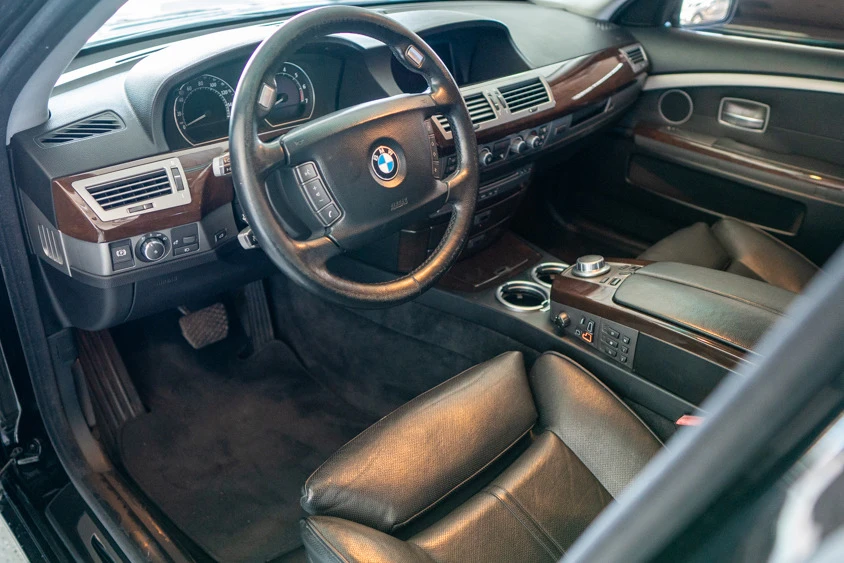 2007 BMW E65/E66 750i & 760i Sedan - Image 4 of 5