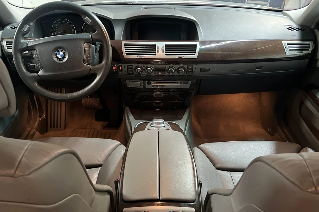 2007 BMW E65/E66 750i & 760i Sedan - Image 5 of 7