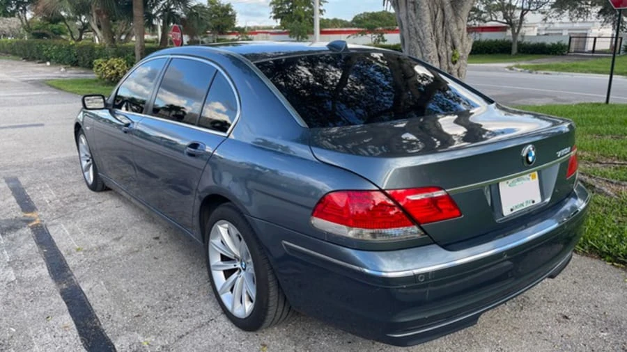 2007 BMW E65/E66 750i & 760i Sedan - Image 3 of 10
