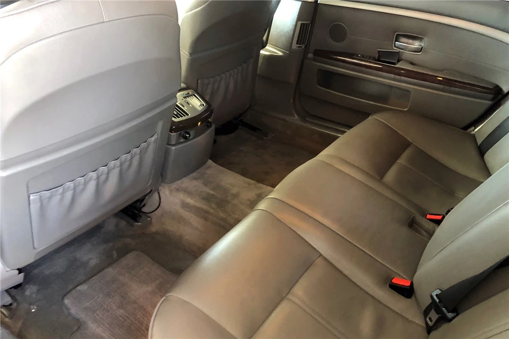 2007 BMW E65/E66 750i & 760i Sedan - Image 4 of 5