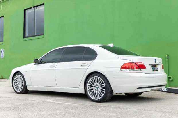 2007 BMW E65/E66 750i & 760i Sedan - Image 2 of 7