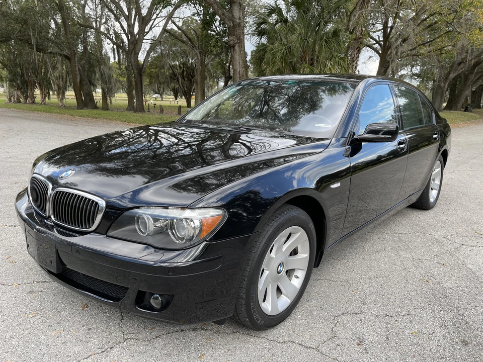 2007 BMW E65/E66 750i & 760i Sedan - Image 12 of 31