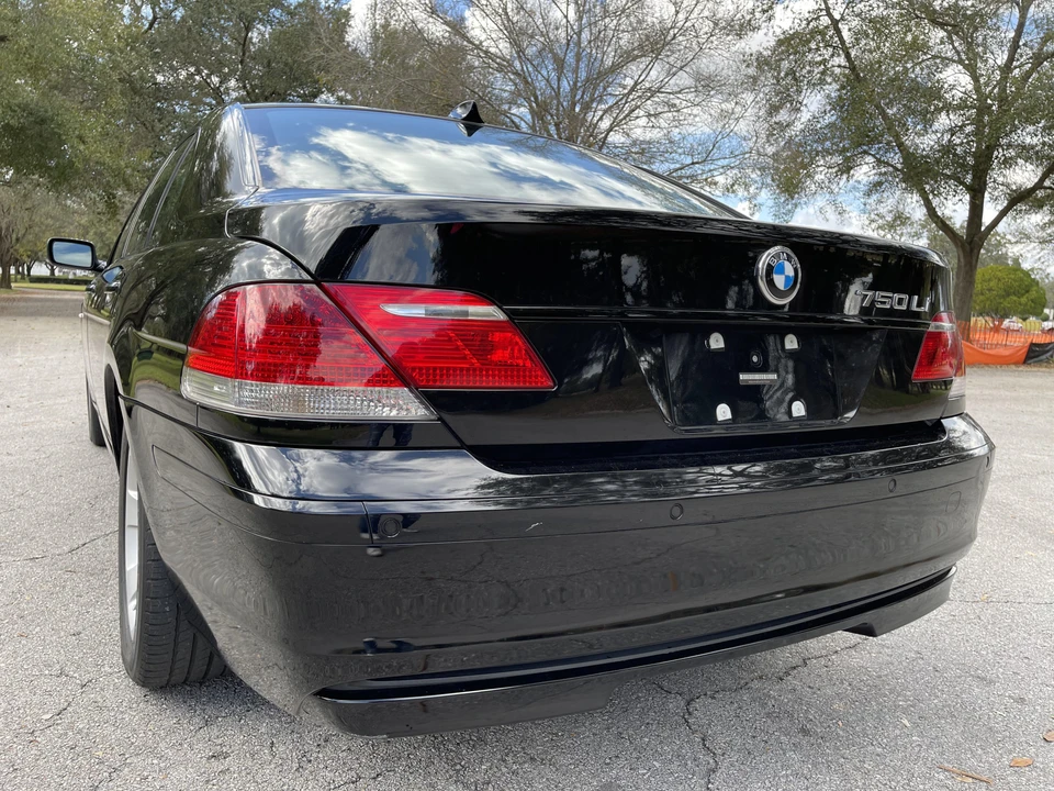 2007 BMW E65/E66 750i & 760i Sedan - Image 21 of 31