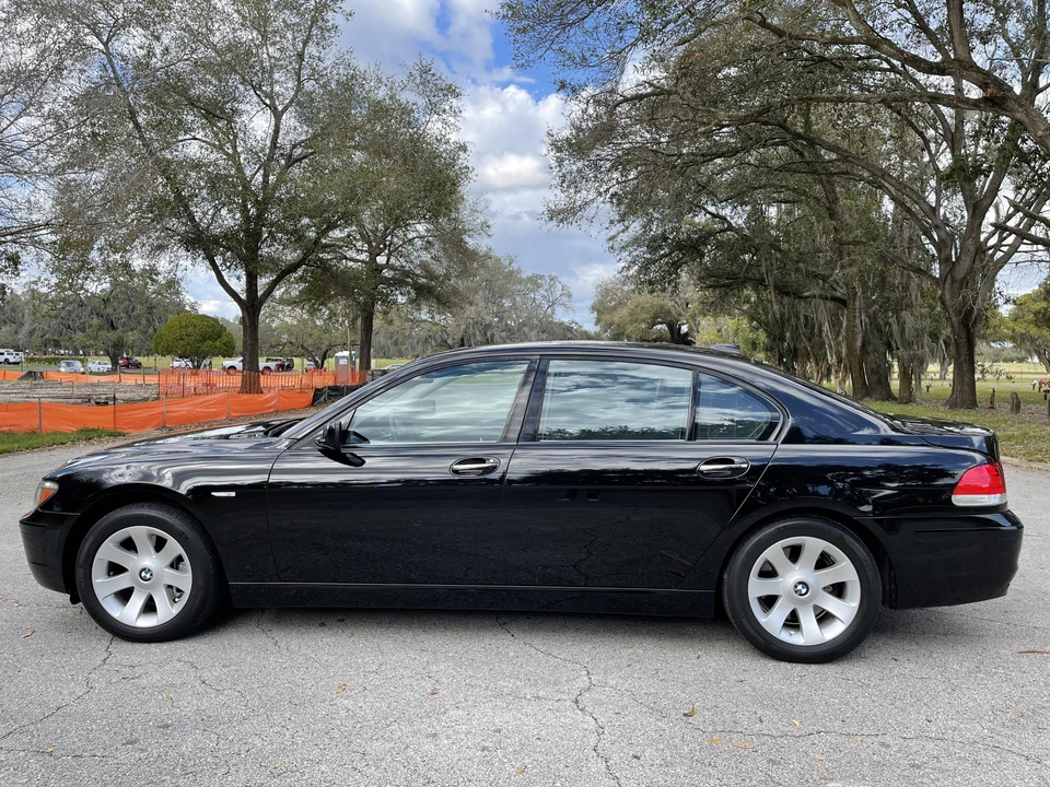 2007 BMW E65/E66 750i & 760i Sedan - Image 17 of 31