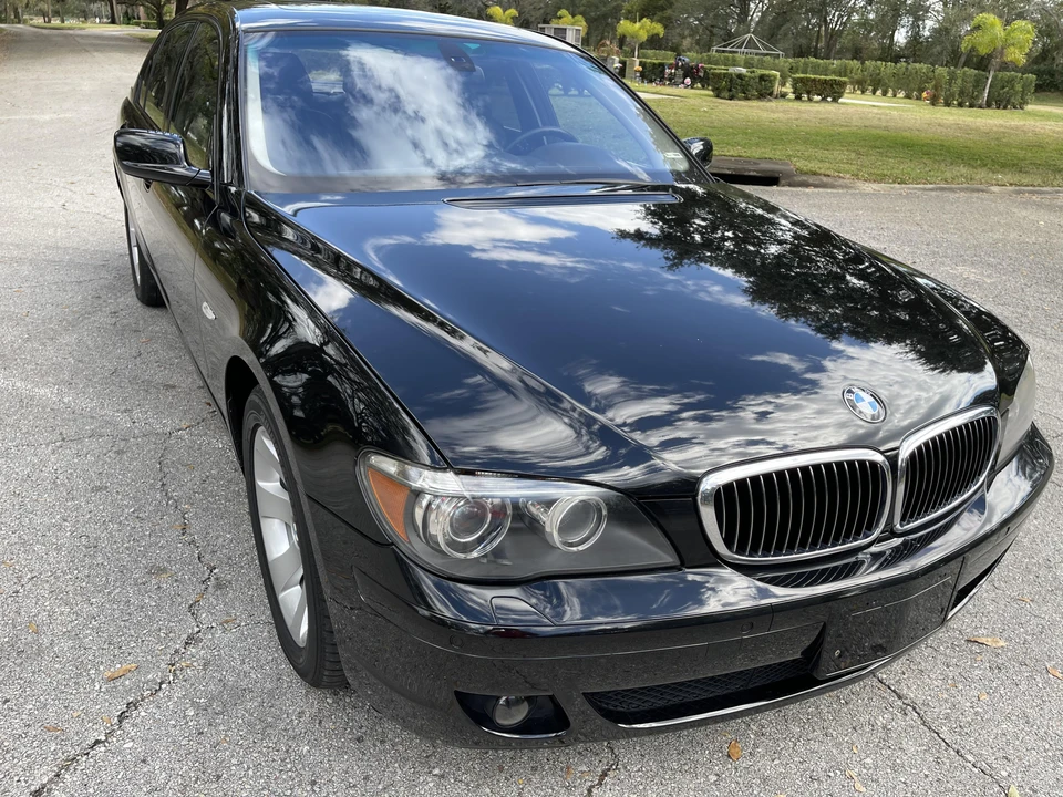 2007 BMW E65/E66 750i & 760i Sedan - Image 30 of 31