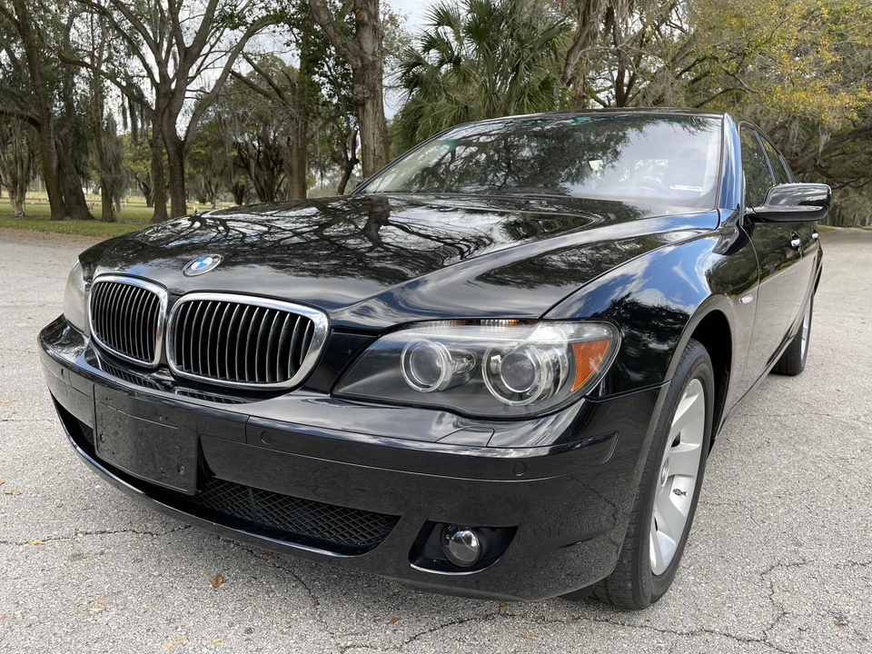 2007 BMW E65/E66 750i & 760i Sedan - Image 10 of 31