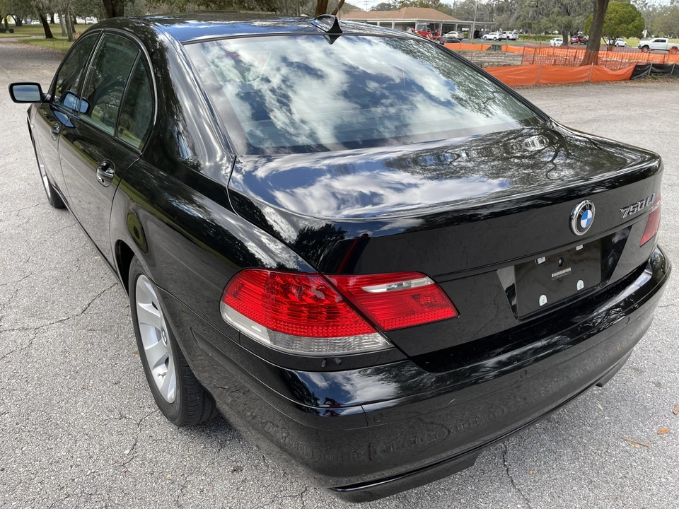 2007 BMW E65/E66 750i & 760i Sedan - Image 19 of 31