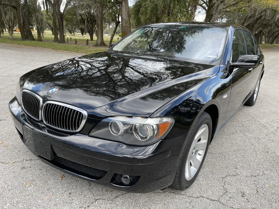 2007 BMW E65/E66 750i & 760i Sedan - Image 11 of 31
