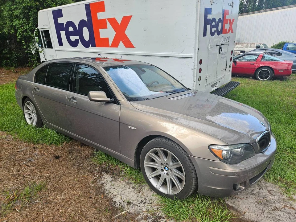 2007 BMW E65/E66 750i & 760i Sedan - Image 3 of 15