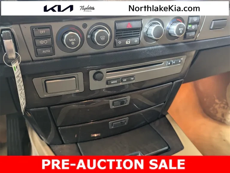 2007 BMW E65/E66 750i & 760i Sedan - Image 15 of 19