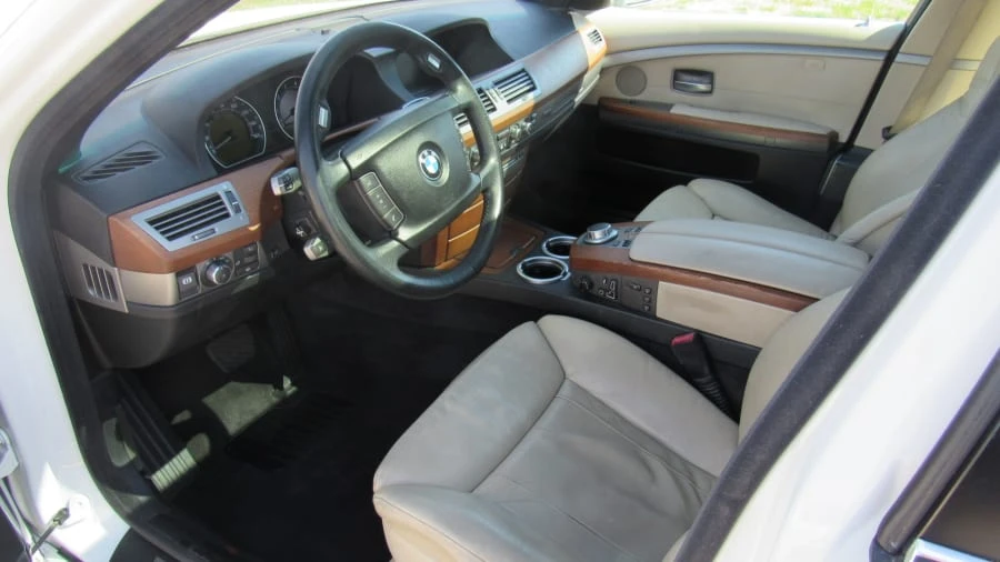 2007 BMW E65/E66 750i & 760i Sedan - Image 4 of 9