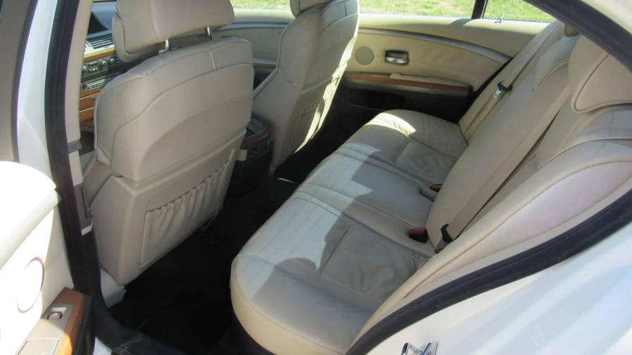 2007 BMW E65/E66 750i & 760i Sedan - Image 5 of 9