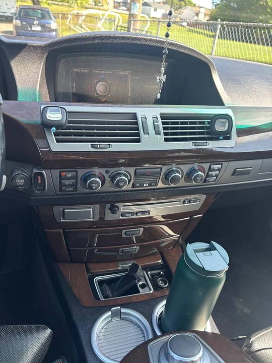 2007 BMW E65/E66 750i & 760i Sedan - Image 6 of 15