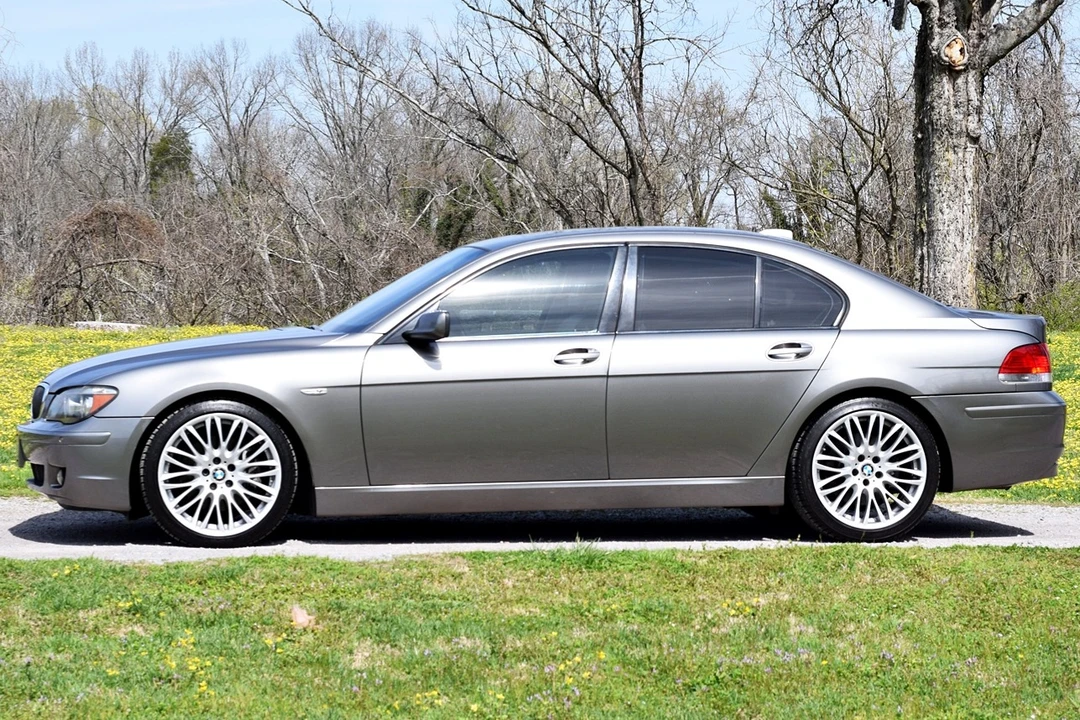 2007 BMW E65/E66 750i & 760i Sedan - Image 3 of 7