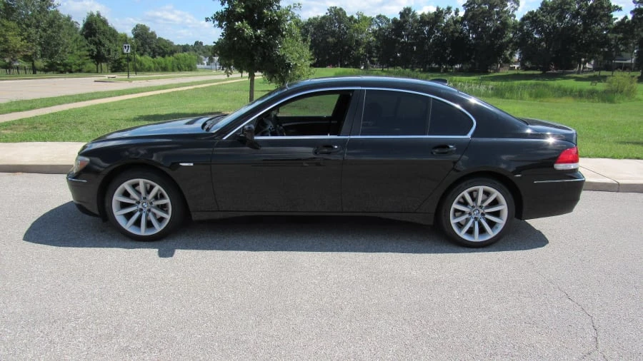 2007 BMW E65/E66 750i & 760i Sedan - Image 2 of 8