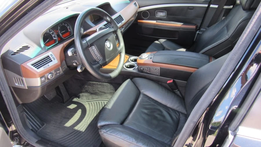 2007 BMW E65/E66 750i & 760i Sedan - Image 4 of 8