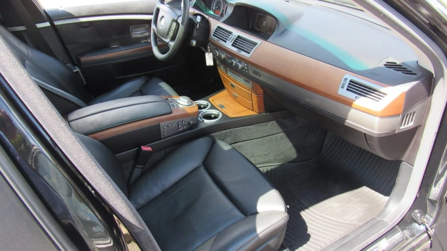 2007 BMW E65/E66 750i & 760i Sedan - Image 6 of 8
