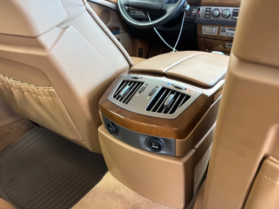 2007 BMW E65/E66 7 Series - Image 11 of 19