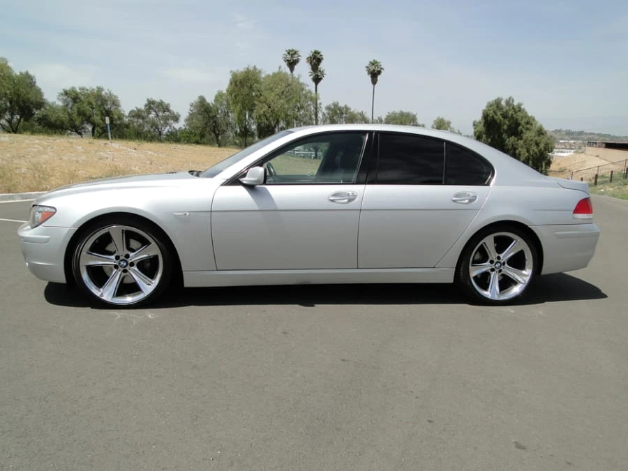 2007 BMW E65/E66 750i & 760i Sedan - Image 2 of 5