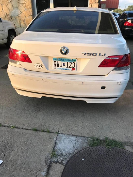 2007 BMW E65/E66 750i & 760i Sedan - Image 8 of 10