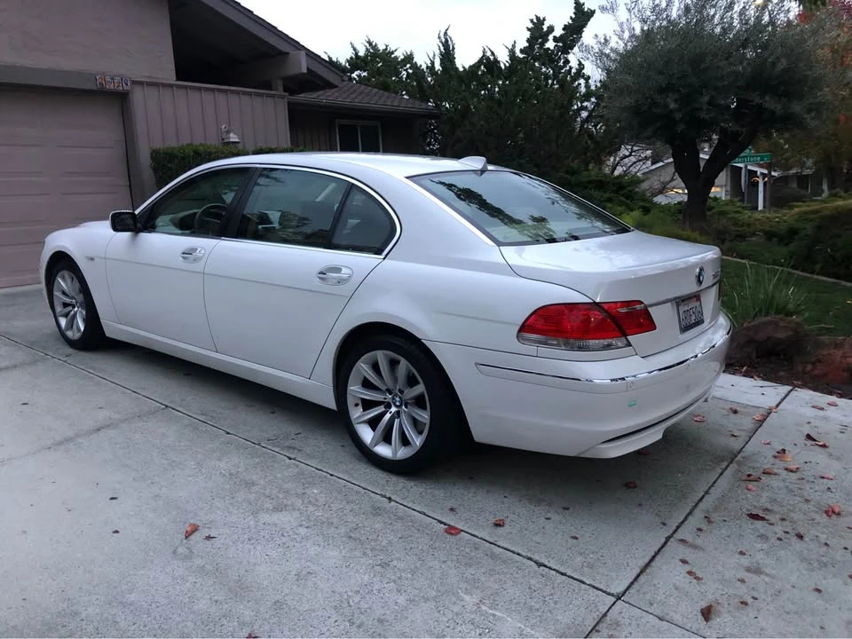 2007 BMW E65/E66 750i & 760i Sedan - Image 3 of 4