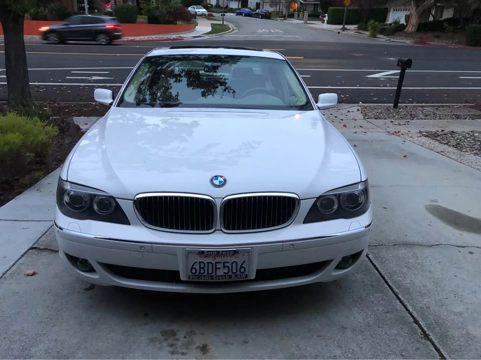 2007 BMW E65/E66 750i & 760i Sedan - Image 4 of 4