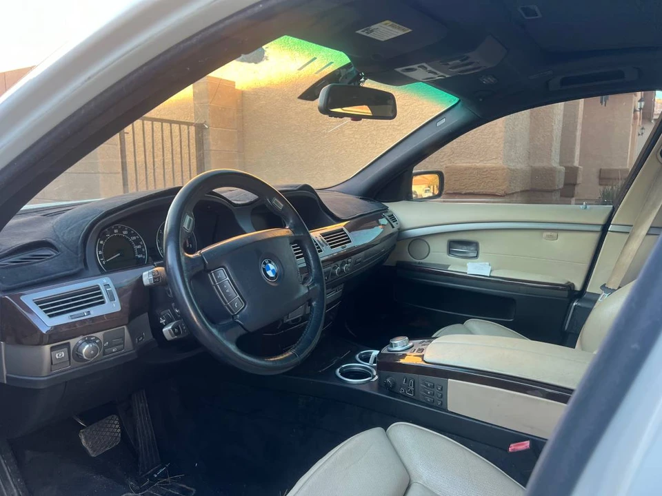 2007 BMW E65/E66 750i & 760i Sedan - Image 4 of 8