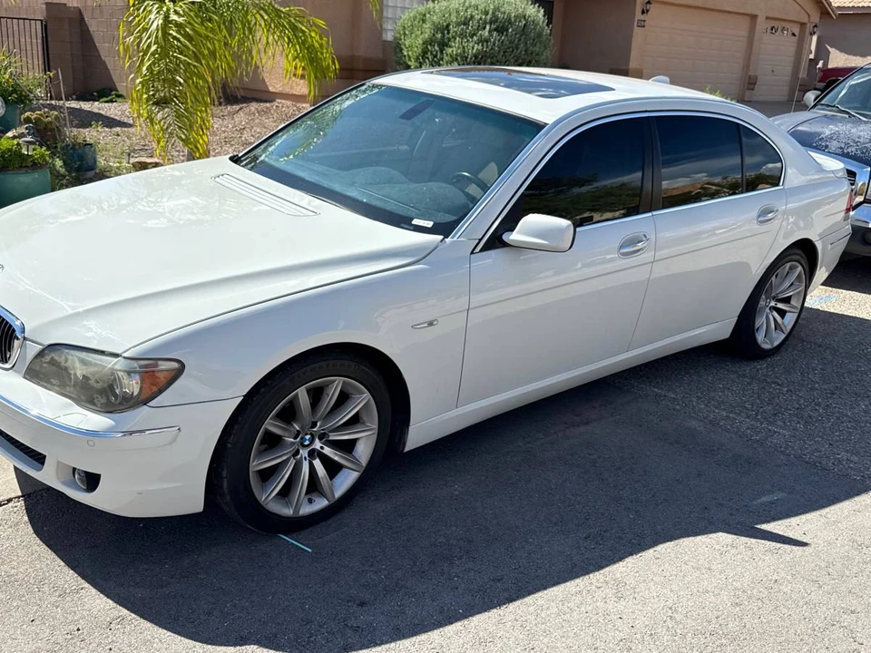 2007 BMW E65/E66 750i & 760i Sedan - Image 4 of 8
