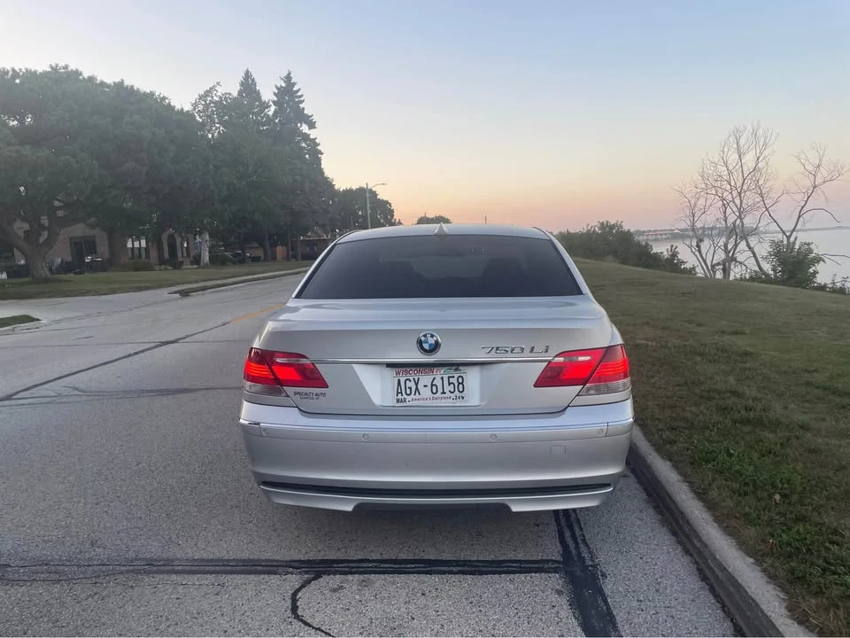 2007 BMW E65/E66 750i & 760i Sedan - Image 6 of 8