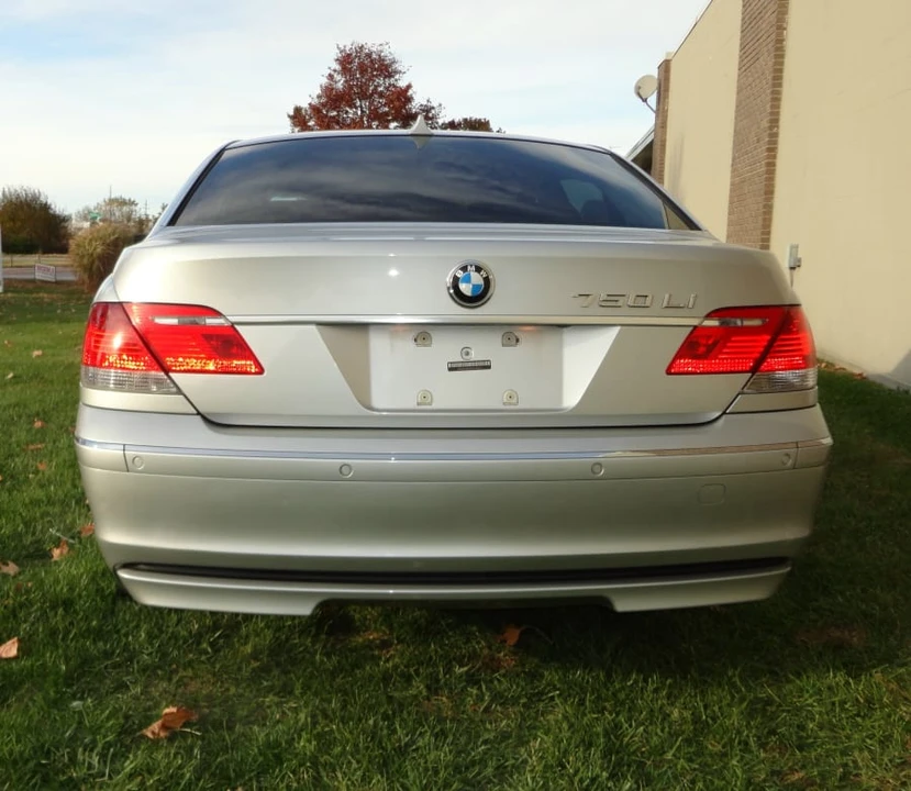 2007 BMW E65/E66 750i & 760i Sedan - Image 4 of 8