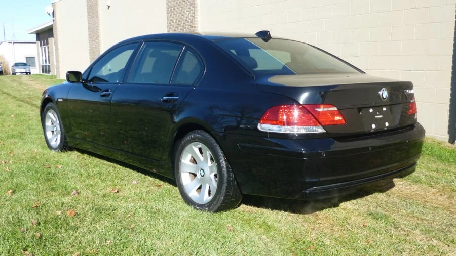 2007 BMW E65/E66 750i & 760i Sedan - Image 3 of 6