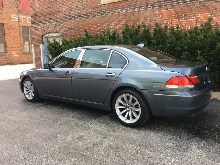 2007 BMW E65/E66 750i & 760i Sedan - Image 3 of 6