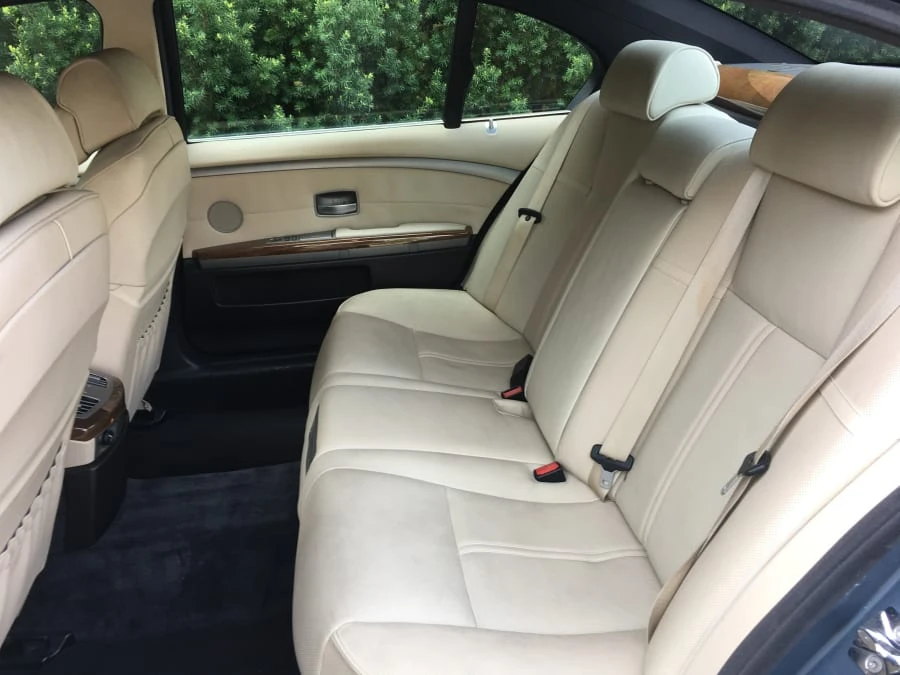 2007 BMW E65/E66 750i & 760i Sedan - Image 5 of 6