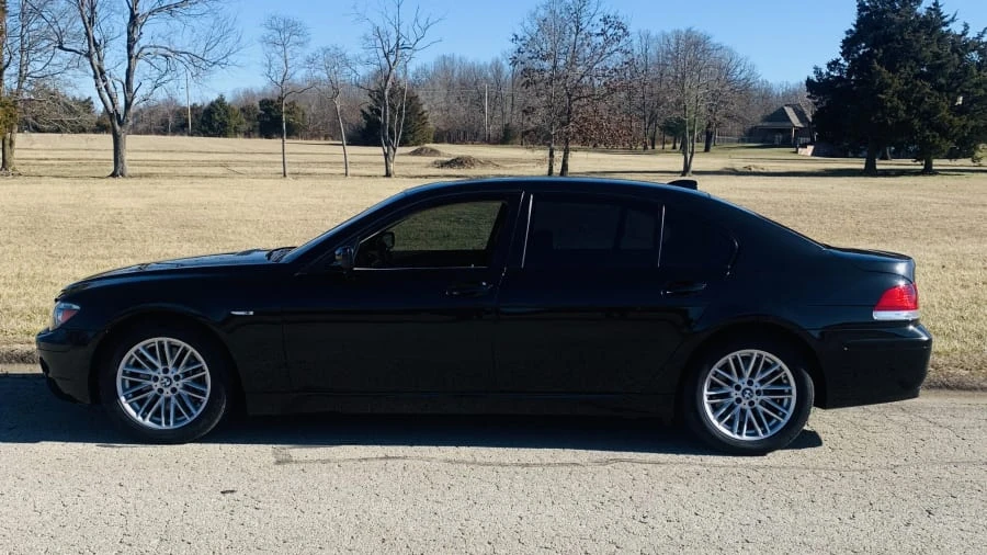2007 BMW E65/E66 750i & 760i Sedan - Image 2 of 6