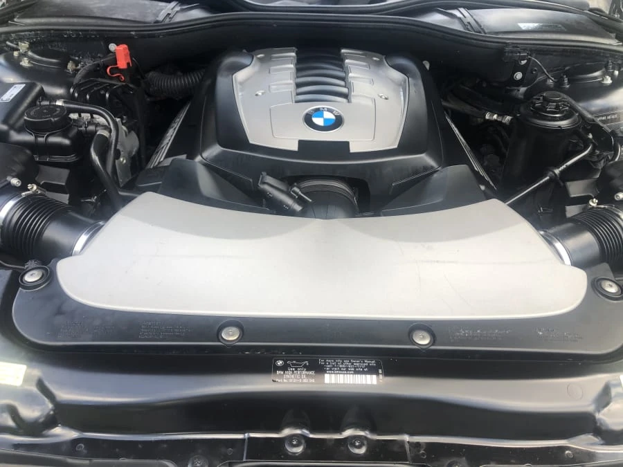 2007 BMW E65/E66 750i & 760i Sedan - Image 10 of 14