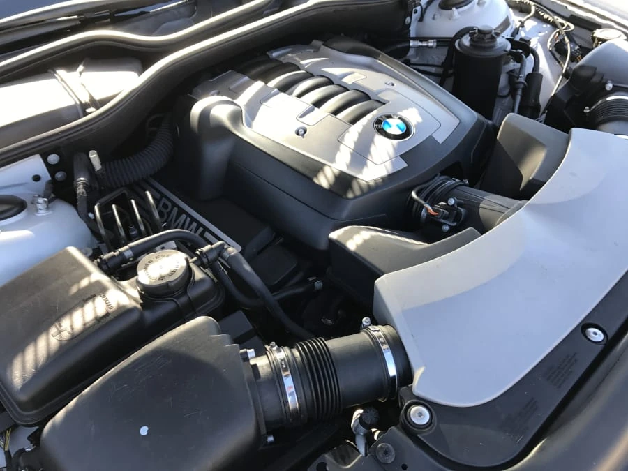 2007 BMW E65/E66 750i & 760i Sedan - Image 8 of 8