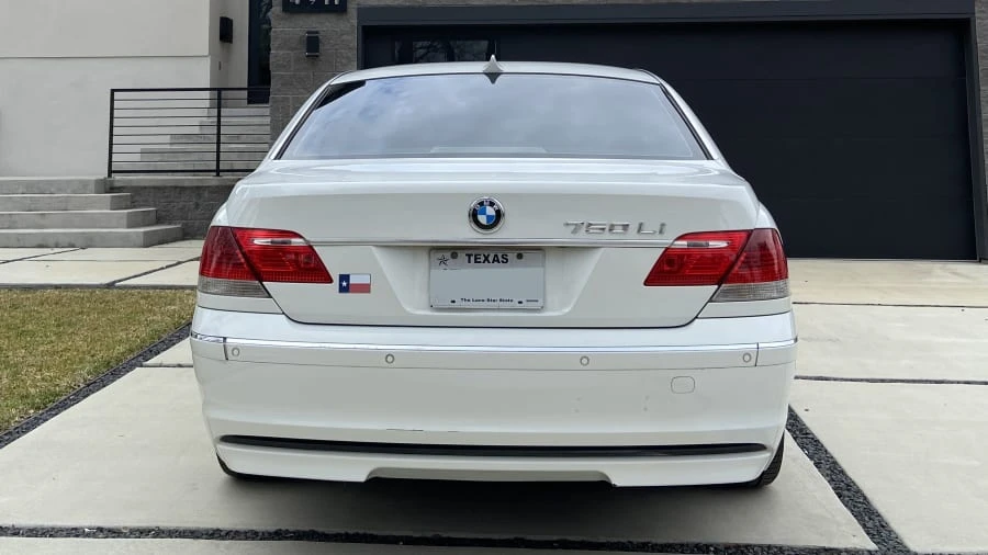 2007 BMW E65/E66 750i & 760i Sedan - Image 11 of 16