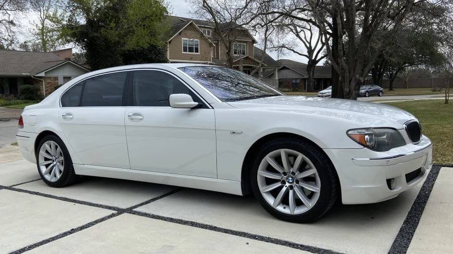 2007 BMW E65/E66 750i & 760i Sedan - Image 15 of 16
