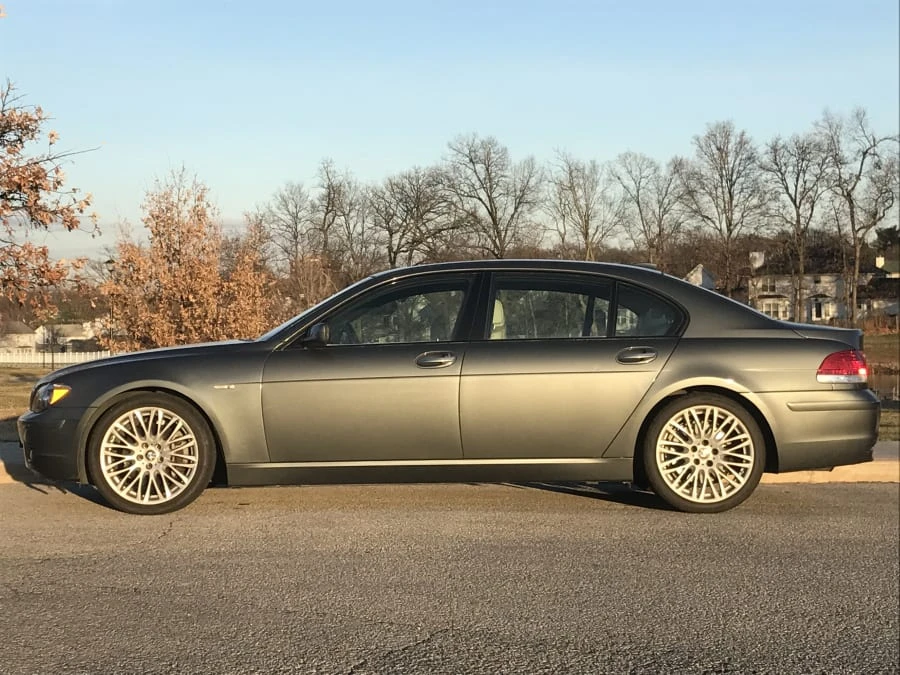 2007 BMW E65/E66 750i & 760i Sedan - Image 2 of 8