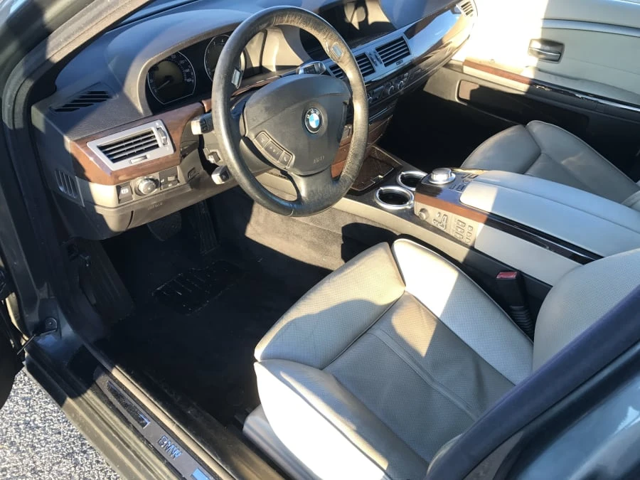 2007 BMW E65/E66 750i & 760i Sedan - Image 4 of 8