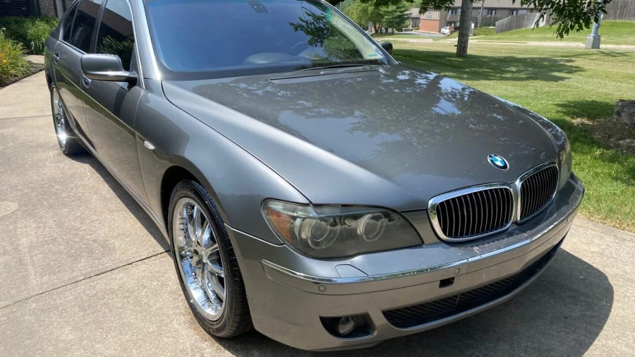 2007 BMW E65/E66 750i & 760i Sedan - Image 16 of 18